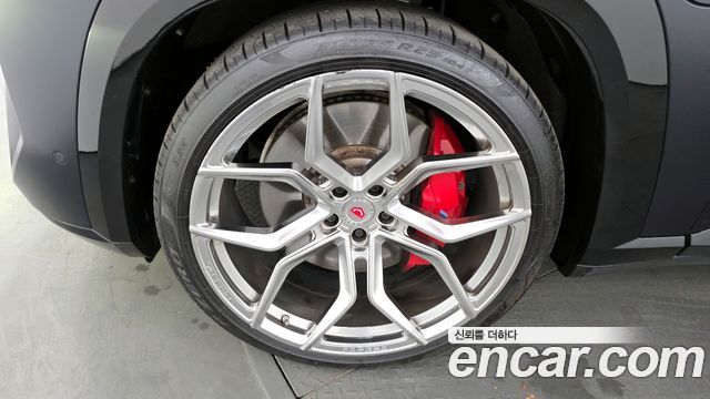 BMW XM (G09) 4.4