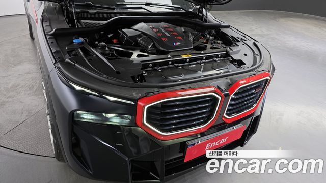 BMW XM (G09) 4.4