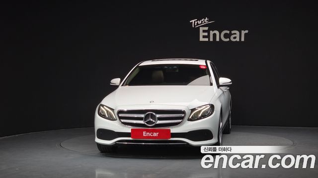 Mercedes-Benz E-Class E200 Avantgarde