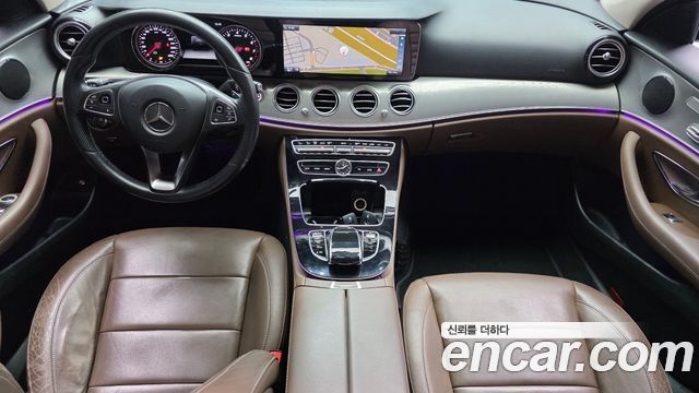Mercedes-Benz E-Class E200 Avantgarde