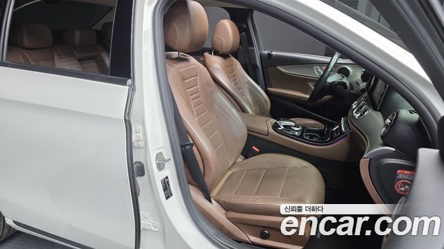 Mercedes-Benz E-Class E200 Avantgarde