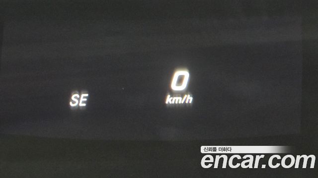 Mercedes-Benz E-Class E200 Avantgarde