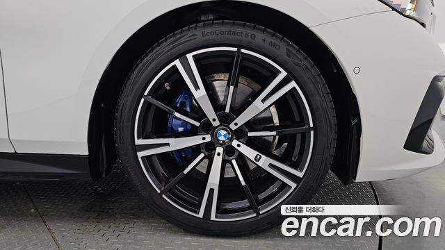 BMW 5-Series 530i xDrive M Sport