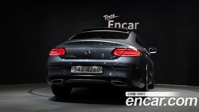 Mercedes-Benz C-Class C200 Coupe