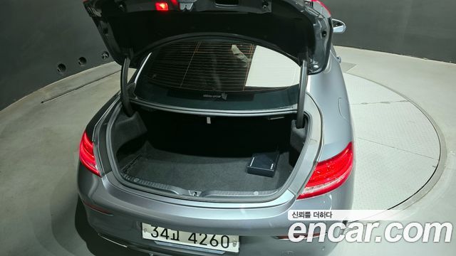 Mercedes-Benz C-Class C200 Coupe