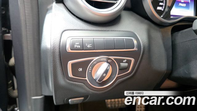Mercedes-Benz C-Class C200 Coupe