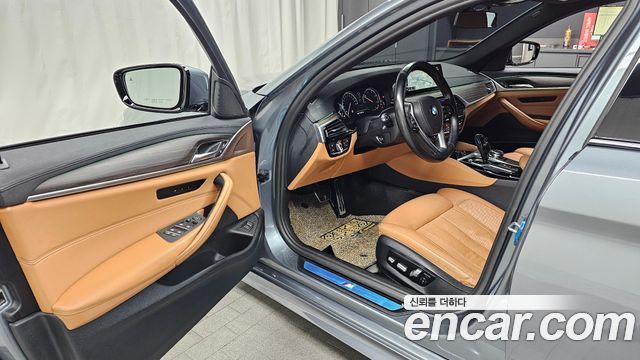 BMW 5-Series 520d M Sport Package Plus