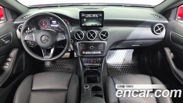 Mercedes-Benz A-Class A200