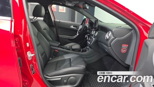 Mercedes-Benz A-Class A200