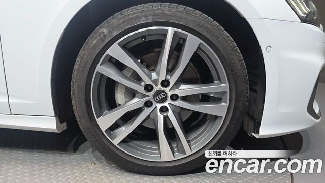 Audi A6 (C8) 45 TFSI Quattro Premium