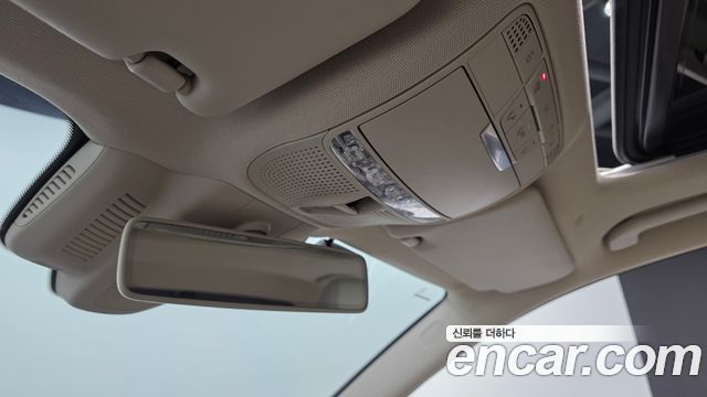 Mercedes-Benz E-Class E300 4MATIC Exclusive