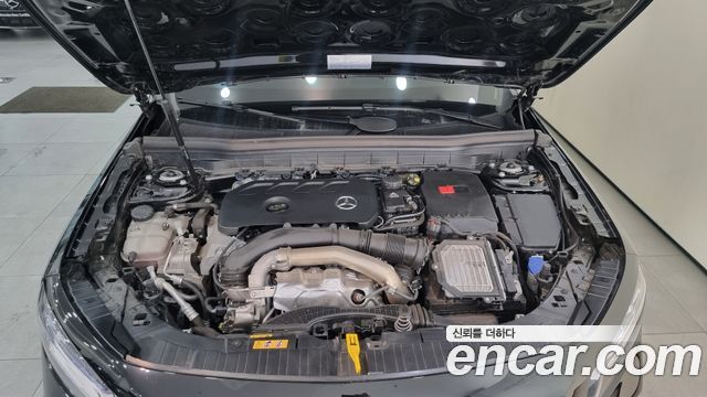 Mercedes-Benz GLB-Class GLB250 4MATIC