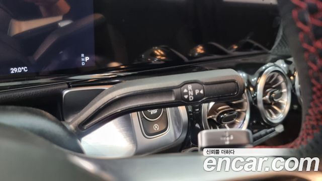 Mercedes-Benz GLB-Class GLB250 4MATIC