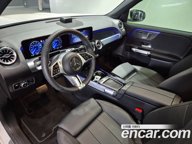 Mercedes-Benz EQB EQB300 4MATIC Progressive