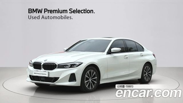 BMW 3-Series 320i