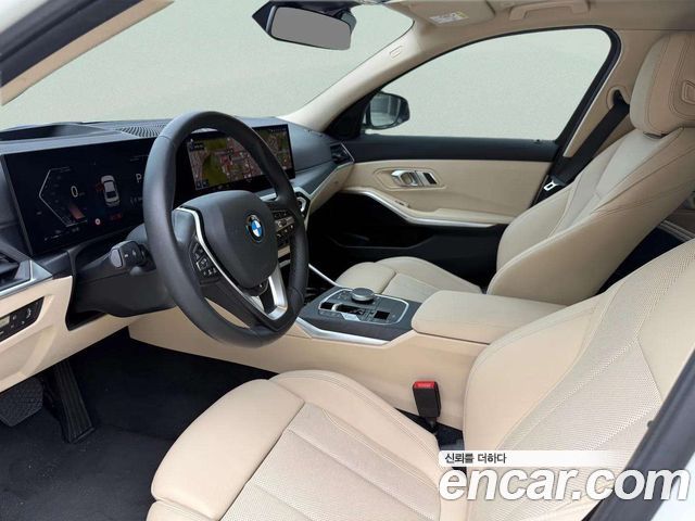 BMW 3-Series 320i
