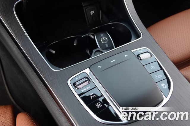 Mercedes-Benz GLC-Class GLC300e 4MATIC Coupe