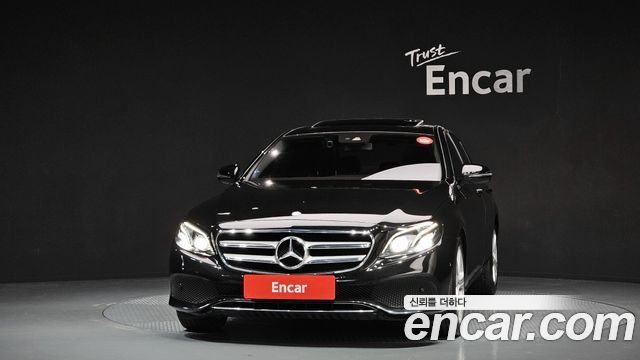 Mercedes-Benz E-Class E220d Avantgarde