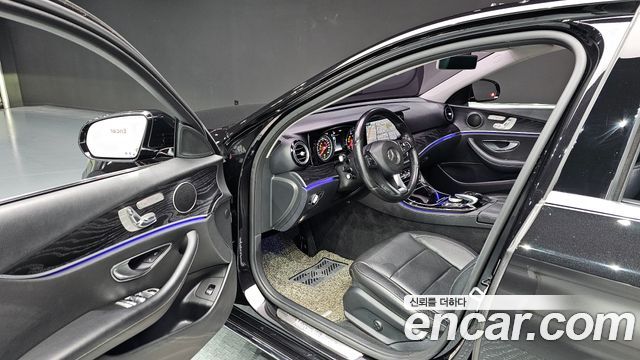 Mercedes-Benz E-Class E220d Avantgarde