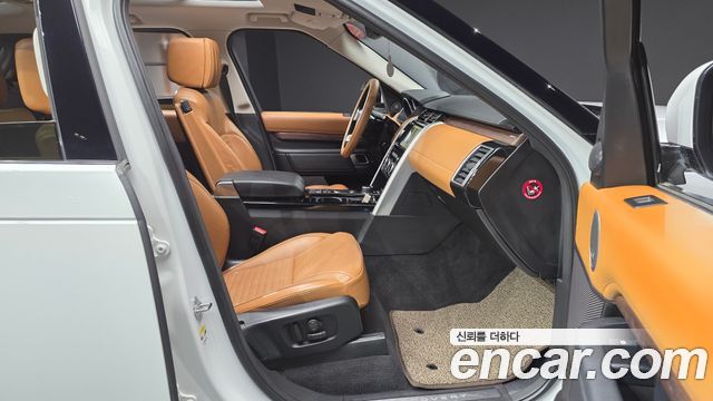 Land Rover Discovery 3.0 TD6 HSE Luxury