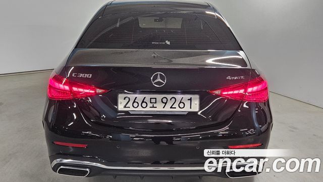 Mercedes-Benz C-Class C300 4MATIC AMG Line