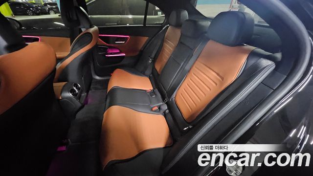 Mercedes-Benz C-Class C300 4MATIC AMG Line