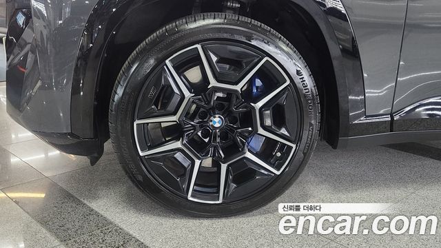 BMW XM 4.4