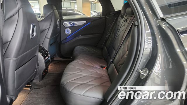 BMW XM 4.4