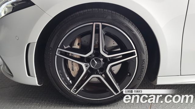 Mercedes-Benz A-Class AMG A35 4MATIC Sedan