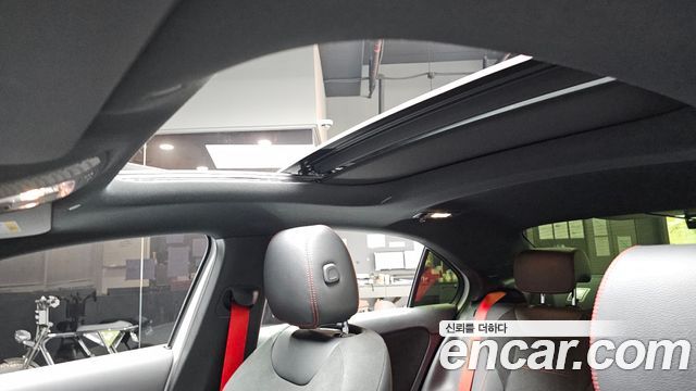 Mercedes-Benz A-Class AMG A35 4MATIC Sedan
