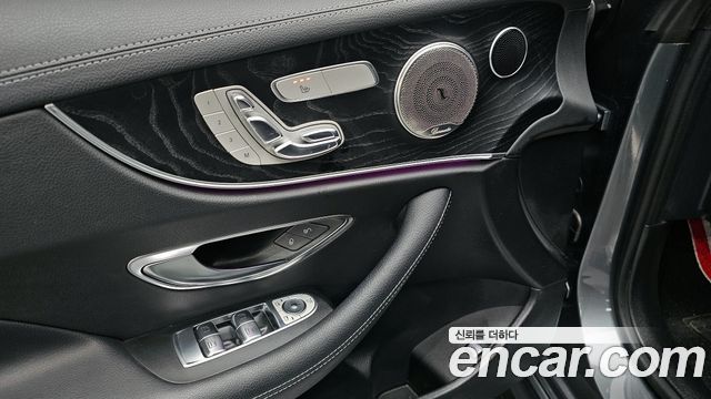 Mercedes-Benz E-Class E220d Coupe