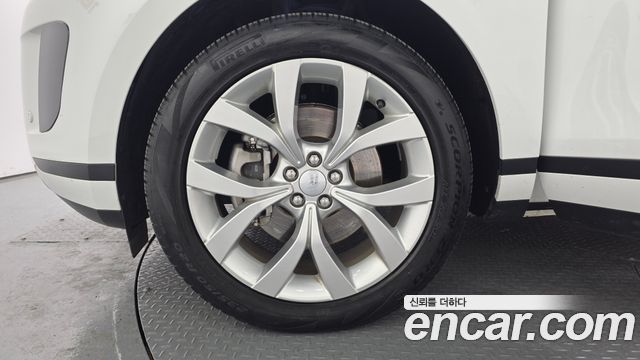 Land Rover Range Rover Evoque P250 SE