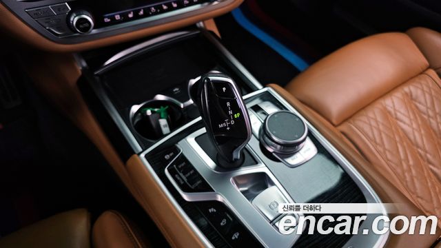 BMW 7-Series 740Li xDrive M Sport Package
