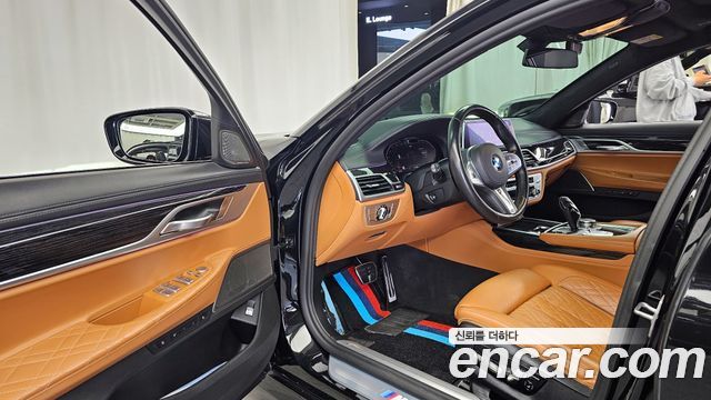 BMW 7-Series 740Li xDrive M Sport Package