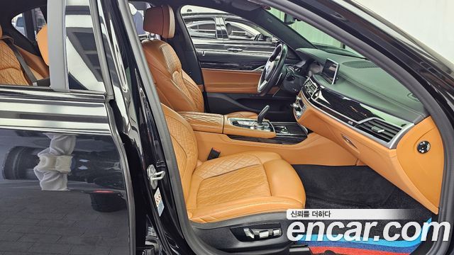 BMW 7-Series 740Li xDrive M Sport Package