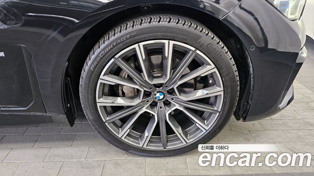 BMW 7-Series 740Li xDrive M Sport Package