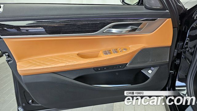 BMW 7-Series 740Li xDrive M Sport Package