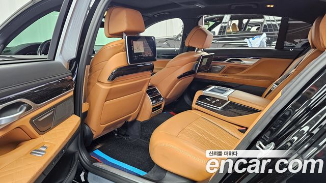 BMW 7-Series 740Li xDrive M Sport Package
