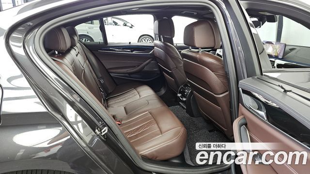 BMW 5Series (G30) 530e M Sport