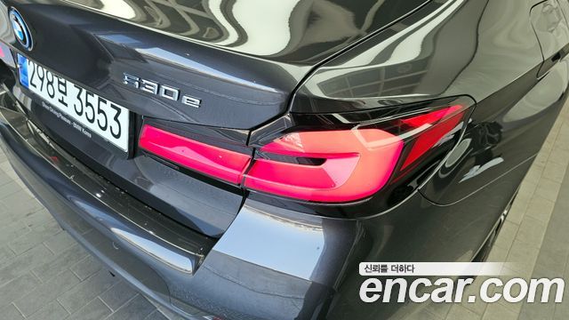 BMW 5-Series 530e M Sport