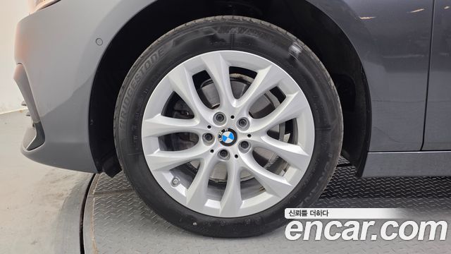 BMW 2-Series Advantage