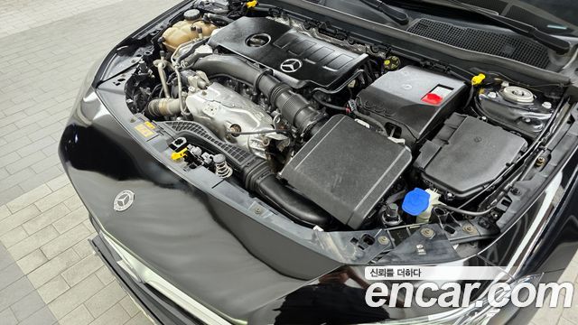 Mercedes-Benz CLA-Class CLA250 4MATIC