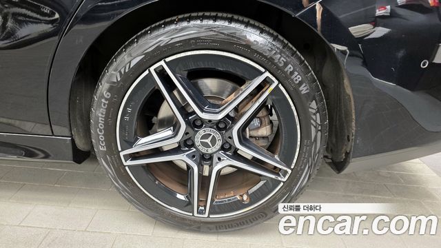 Mercedes-Benz CLA-Class CLA250 4MATIC