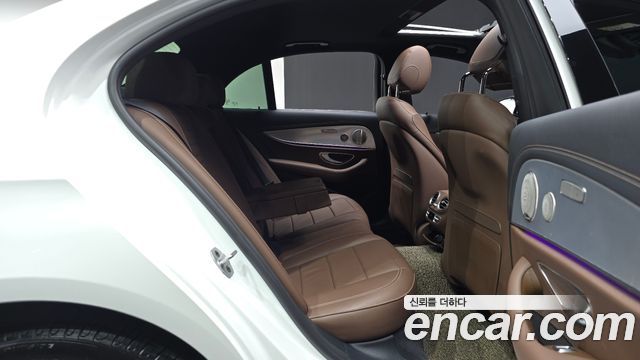 Mercedes-Benz E-Class E350 4MATIC Avantgarde