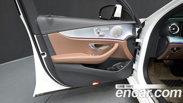 Mercedes-Benz E-Class E350 4MATIC Avantgarde