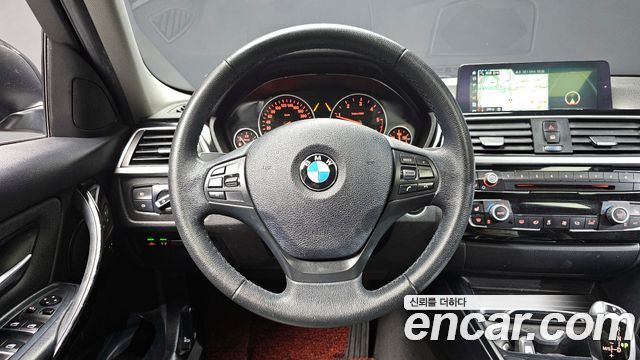BMW 3-Series 320d