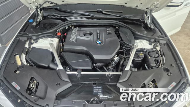 BMW 5-Series 520i Luxury
