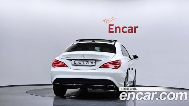 Mercedes-Benz CLA-Class CLA200 d
