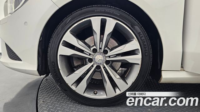 Mercedes-Benz CLA-Class CLA200 d