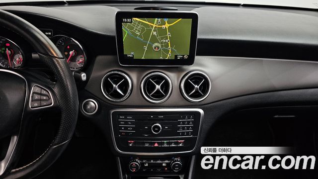 Mercedes-Benz CLA-Class CLA200 d